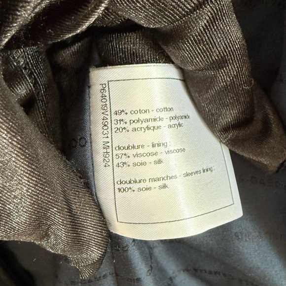 Authentic BNWT Chanel 20S black/Navy blue cotton tweed jacket - Picture 13 of 16